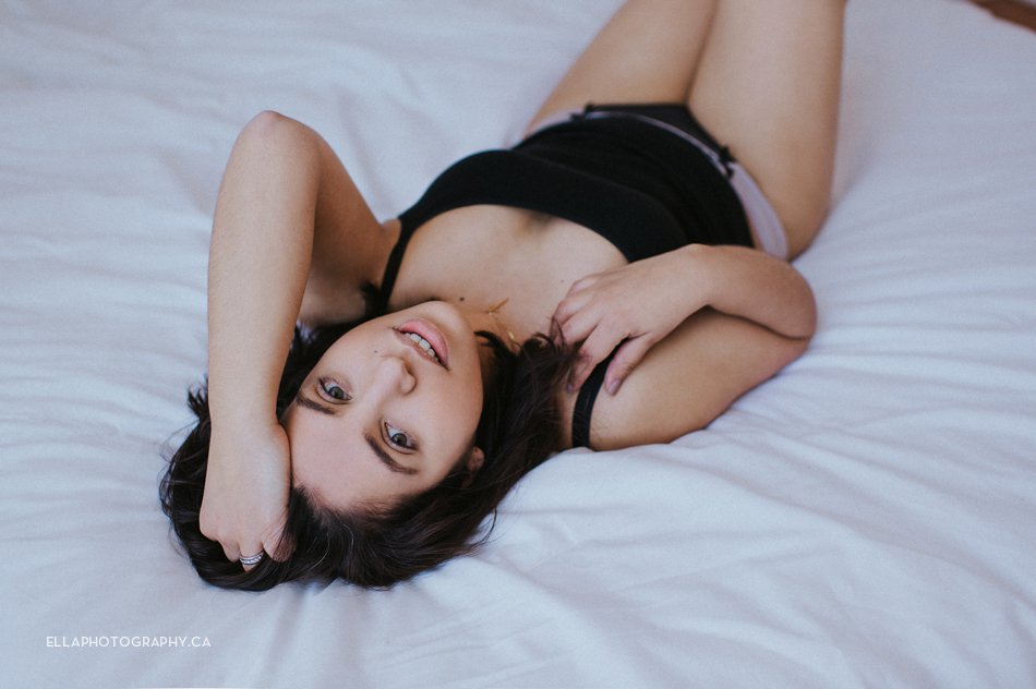 Boudoir Photography by ella photography in Montreal