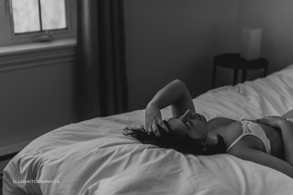 Boudoir Photography by ella photography in Montreal