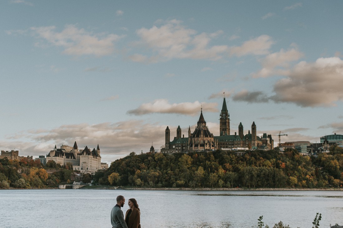 ellaphotography_outdoor_ottawa_engagement_session_5482.jpg