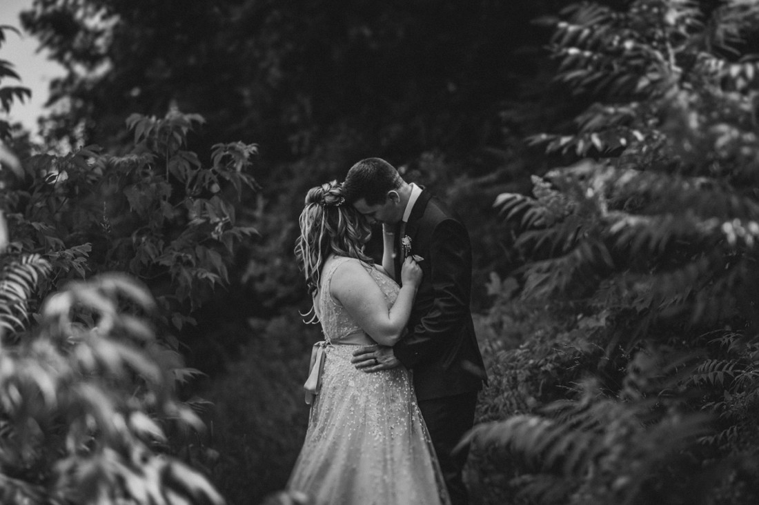 ellaphotography_outdoor_ottawa_engagement_session_5580.jpg