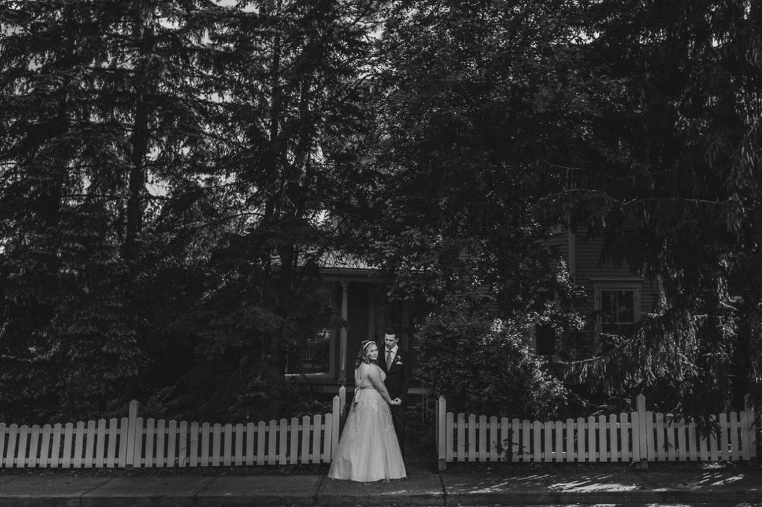 ellaphotography_outdoor_ottawa_engagement_session_5582.jpg