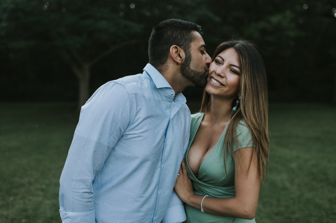 ellaphotography_outdoor_ottawa_engagement_session_5628.jpg