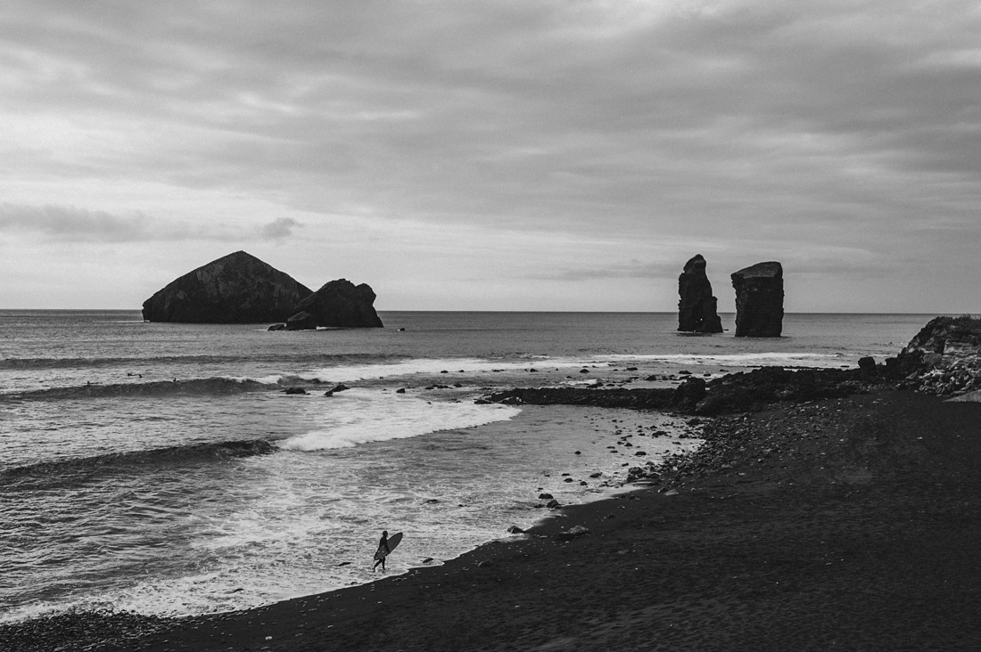 Portugal-Couple-Azores-EllaPhotography_0135.jpg