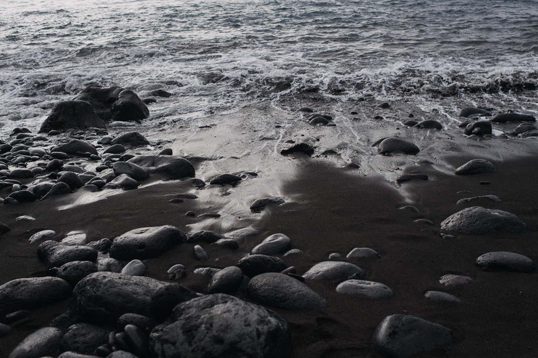 Portugal-Couple-Azores-EllaPhotography_0155.jpg