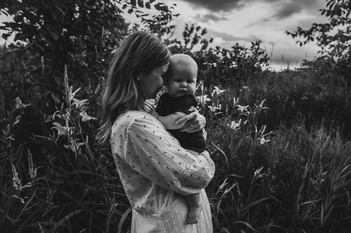 Montreal Maternity Session at the Mont-Royal Look out