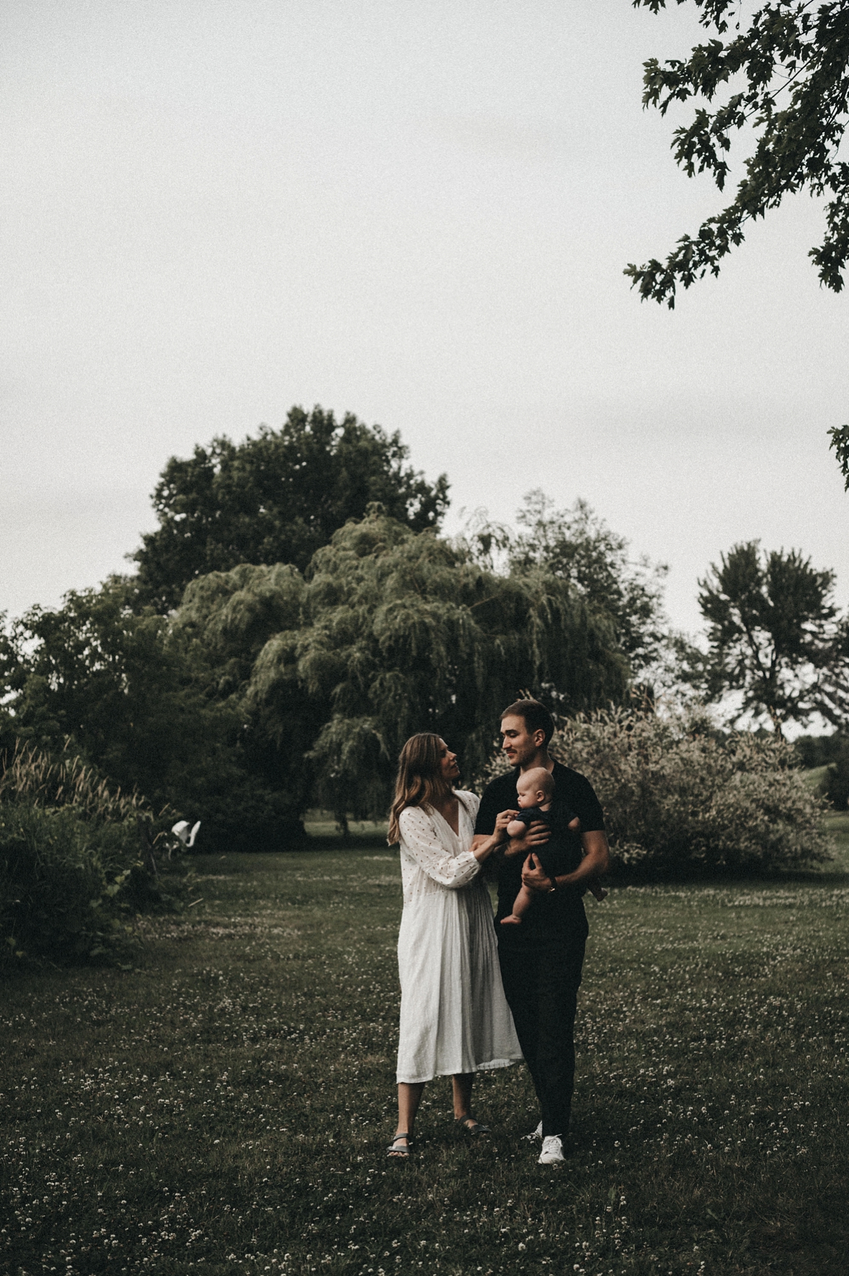 Montreal Maternity Session at the Mont-Royal Look out