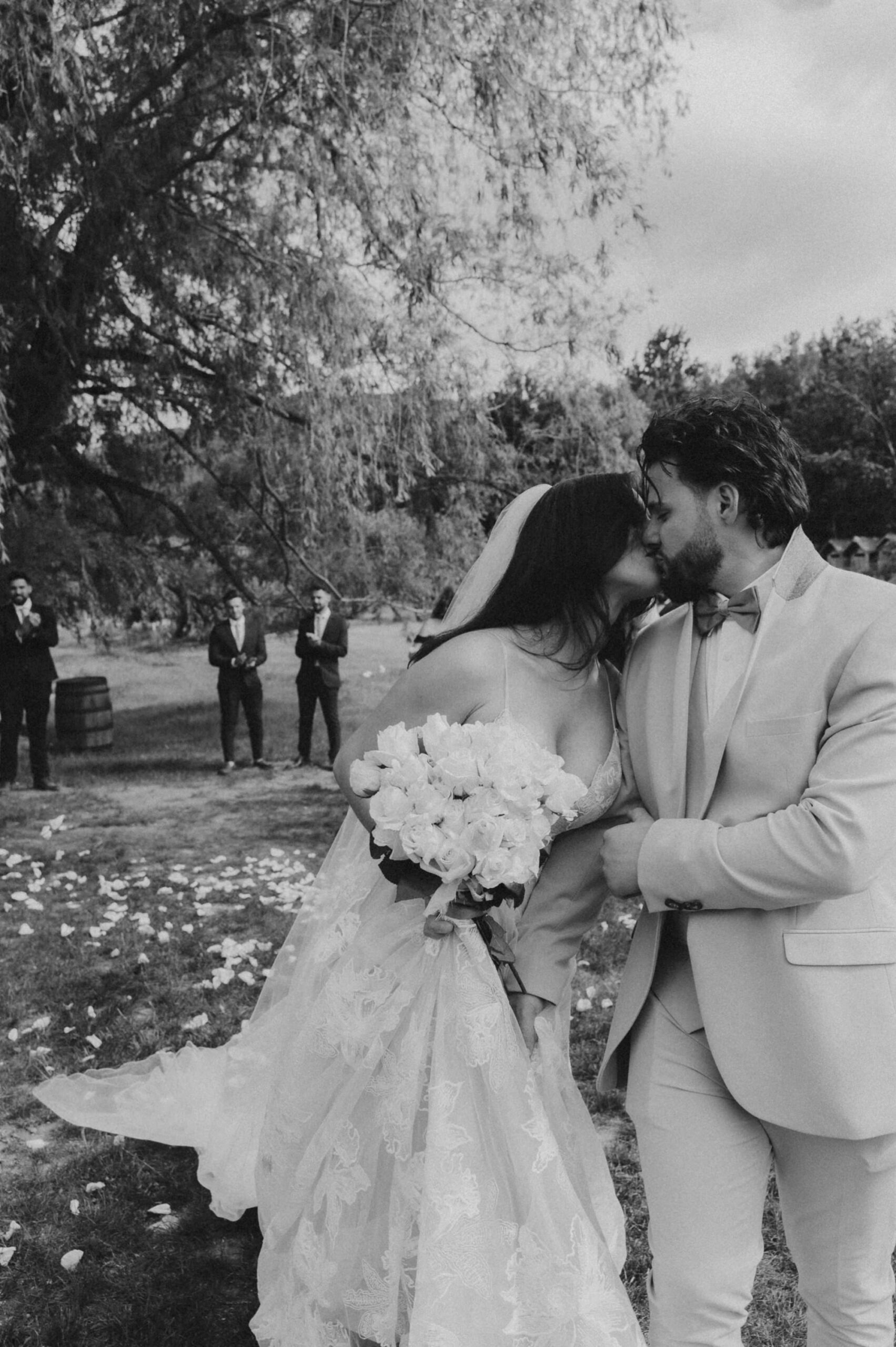 EN_Montreal_Wedding_EllaPhotography_2179